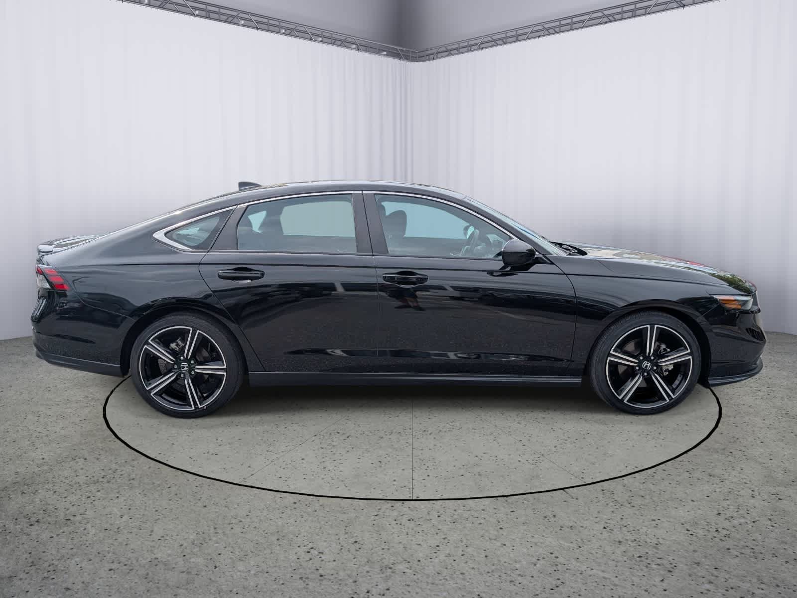 Certified 2024 Honda Accord Sport image 2