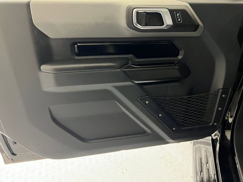 Used 2024 Ford Bronco Black Diamond image 18