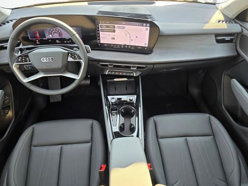 New 2026 Audi Q3 quattro 2.0T AWD/4WD image 17