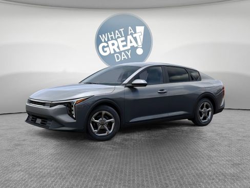 New 2026 Kia K4 FWD image 3