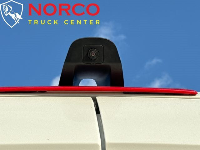 Used 2020 Freightliner Sprinter 2500 RWD image 11