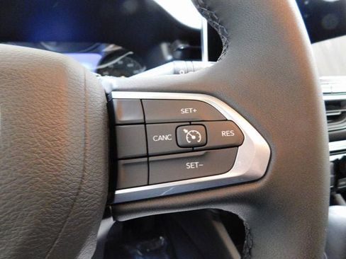 New 2026 Jeep Compass Latitude image 21