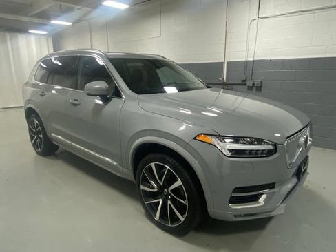Certified 2024 Volvo XC90 B6 Plus w/ Protection Package Premier AWD/4WD image 4