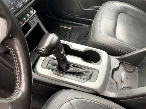 Used 2019 Chevrolet Colorado ZR2 w/ ZR2 Dusk Special Edition image 21