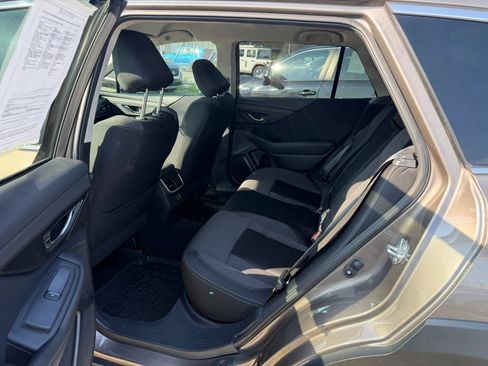 Used 2024 Subaru Outback Premium AWD/4WD image 29