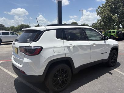 New 2026 Jeep Compass Latitude