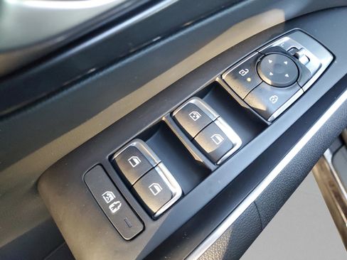 New 2026 Kia Sorento S FWD image 14