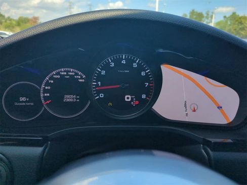 Used 2020 Porsche Cayenne S image 34