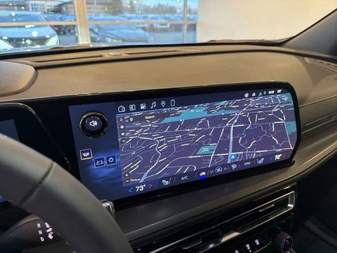 New 2026 Chevrolet Traverse LT w/ Midnight/Sport Edition FWD image 27
