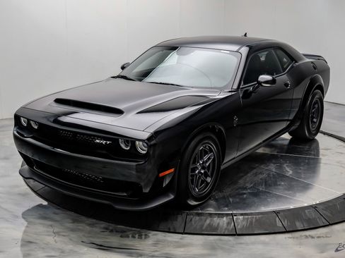 Used 2023 Dodge Challenger SRT Hellcat Redeye RWD image 7