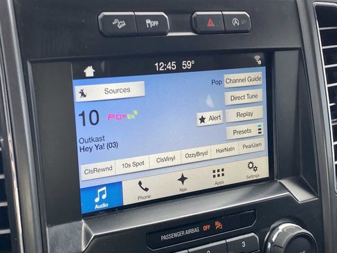 Used 2018 Ford F150 XLT w/ Equipment Group 302A Luxury AWD/4WD image 27