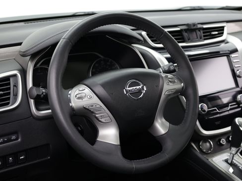 Used 2017 Nissan Murano Platinum w/ Platinum Technology Package FWD image 14