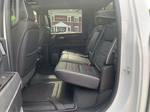 Used 2025 GMC Sierra 2500 AT4X AWD/4WD image 22