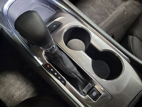 Used 2024 Chevrolet Malibu LT image 26