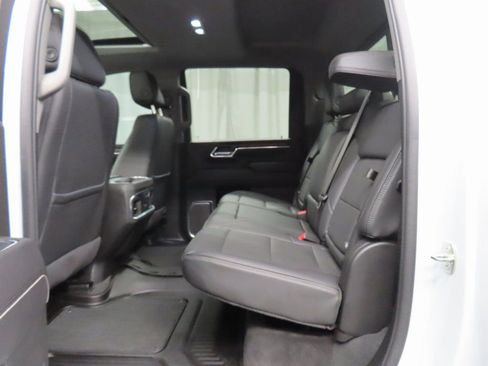 Used 2024 GMC Sierra 3500 Denali w/ Denali Reserve Package image 13