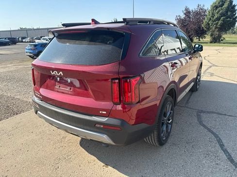 Used 2023 Kia Sorento SX Prestige AWD/4WD image 12