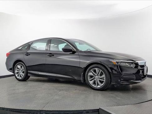 Used 2020 Honda Accord LX image 9