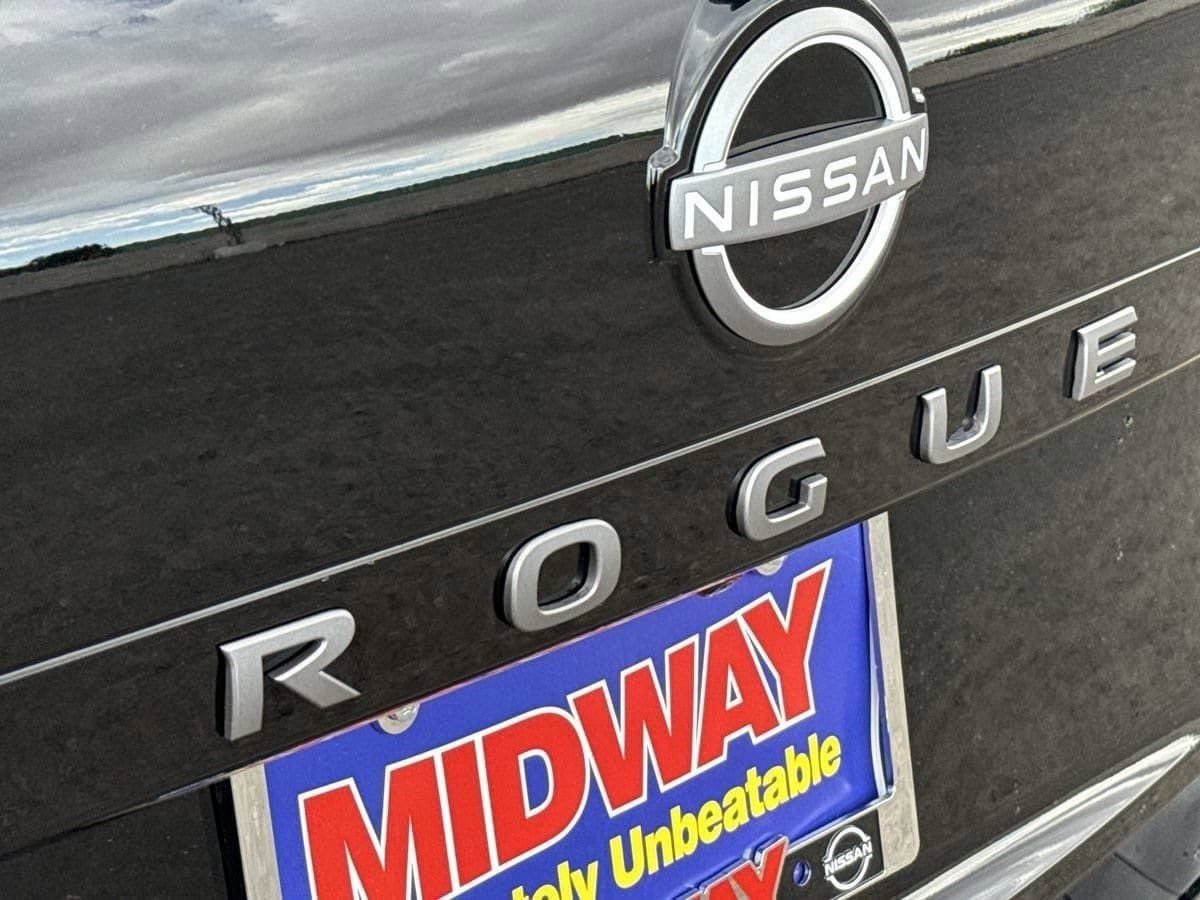 New 2026 Nissan Rogue S FWD image 10
