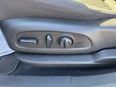 Used 2021 Chevrolet Blazer LT image 15