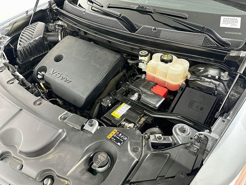 Used 2020 Chevrolet Traverse LS FWD image 29