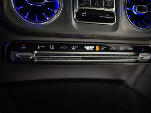 Used 2026 Mercedes-Benz G 63 AMG 4MATIC image 28