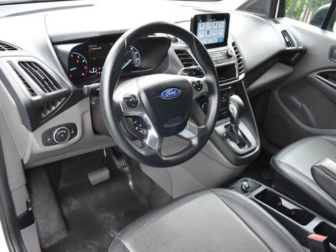 Used 2020 Ford Transit Connect XL FWD image 16