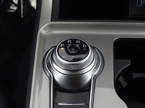 Used 2024 Ford Edge SEL image 36