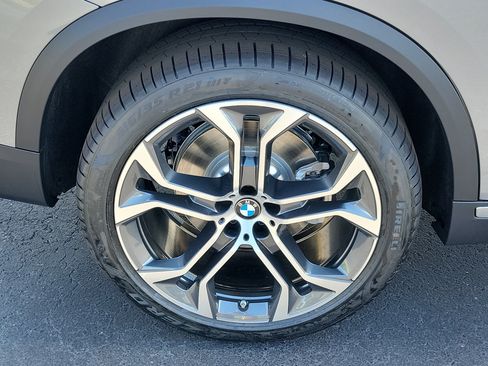 New 2026 BMW X5 xDrive40i AWD/4WD image 5