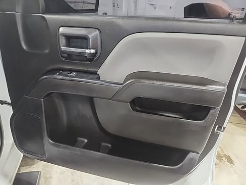 Used 2017 Chevrolet Silverado 1500 W/T w/ Trailering Package AWD/4WD image 10