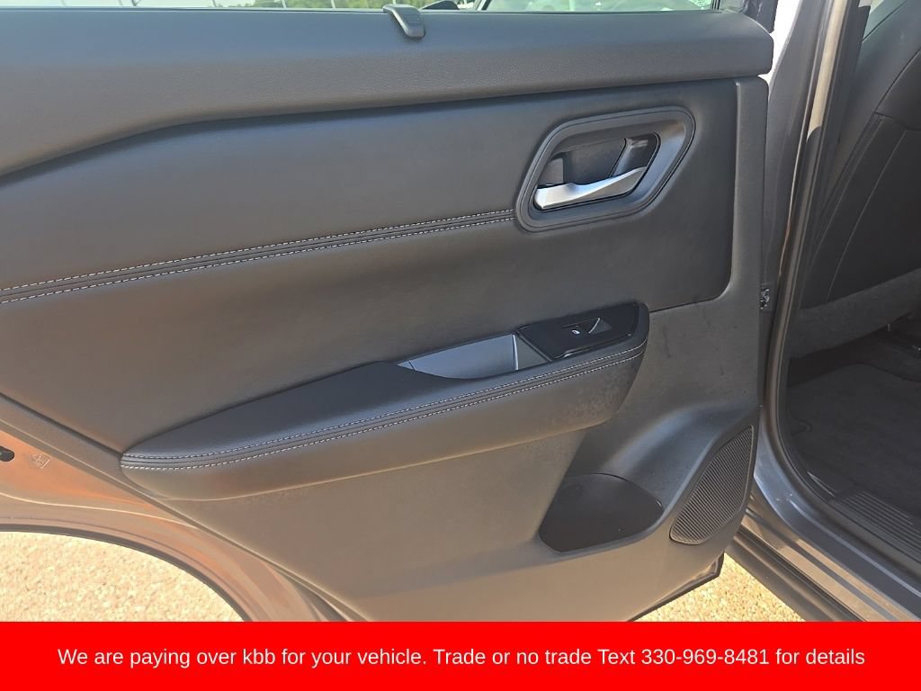 Used 2024 Nissan Rogue SV w/ SV Premium Package AWD/4WD image 29