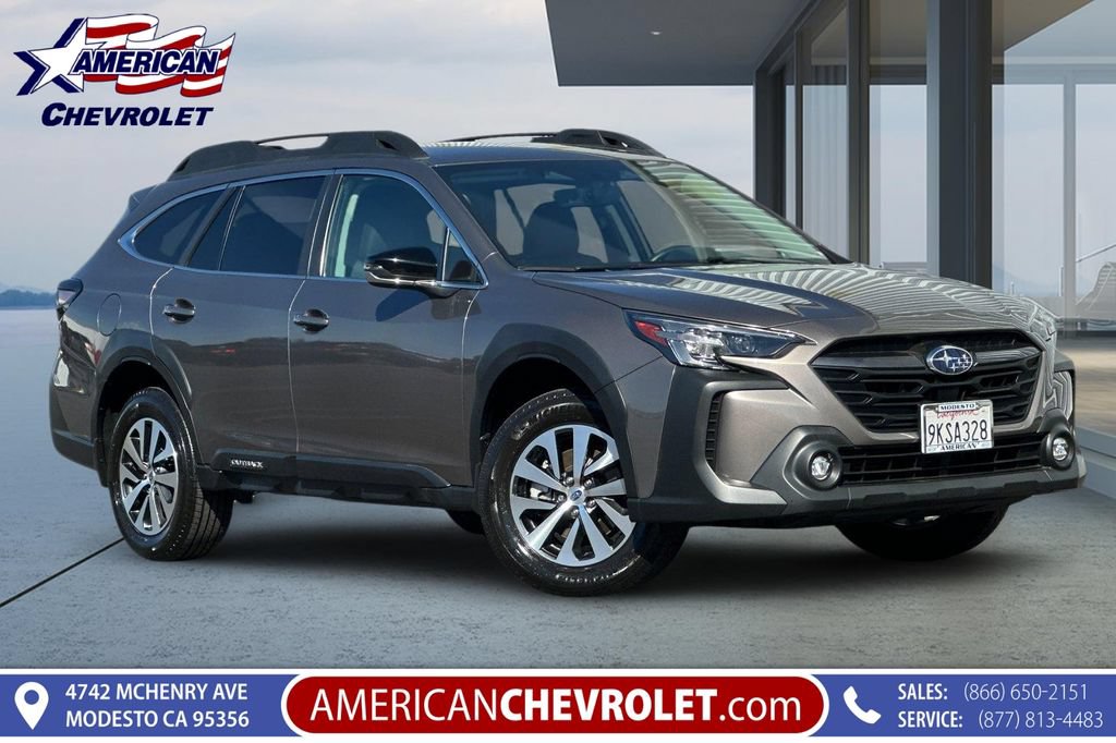 Used 2024 Subaru Outback Premium AWD/4WD image 1