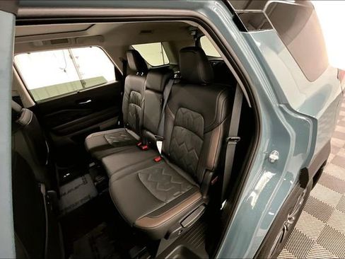 New 2026 Nissan Pathfinder Platinum AWD/4WD image 11