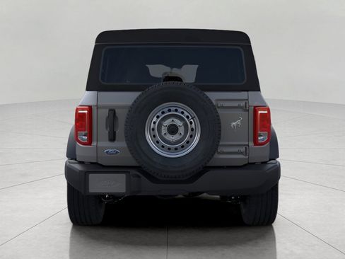 New 2025 Ford Bronco 4-Door AWD/4WD image 5