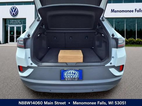 Used 2025 Volkswagen ID.4 Pro RWD image 9