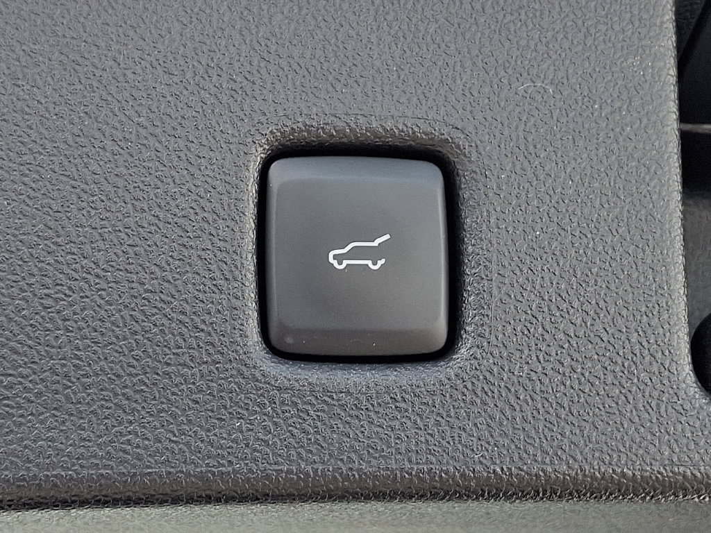 Used 2021 Ford Escape SEL FWD image 30