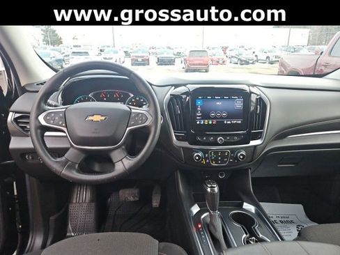 Used 2020 Chevrolet Traverse LT w/ Driver Confidence II Package image 29