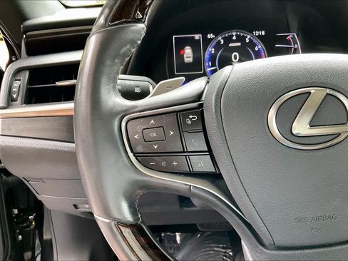 Used 2019 Lexus ES 350 w/ Premium Package FWD image 24
