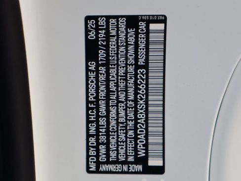 Certified 2025 Porsche 718 Cayman GT4 image 28