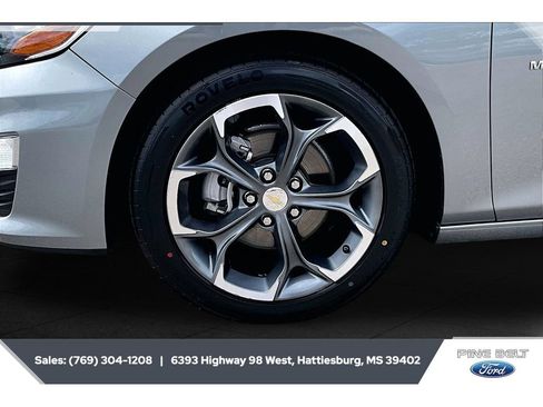 Used 2024 Chevrolet Malibu LT FWD image 7