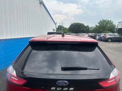Used 2024 Ford Edge SEL w/ Convenience Package AWD/4WD image 6