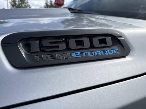 Used 2023 RAM 1500 Big Horn AWD/4WD image 12