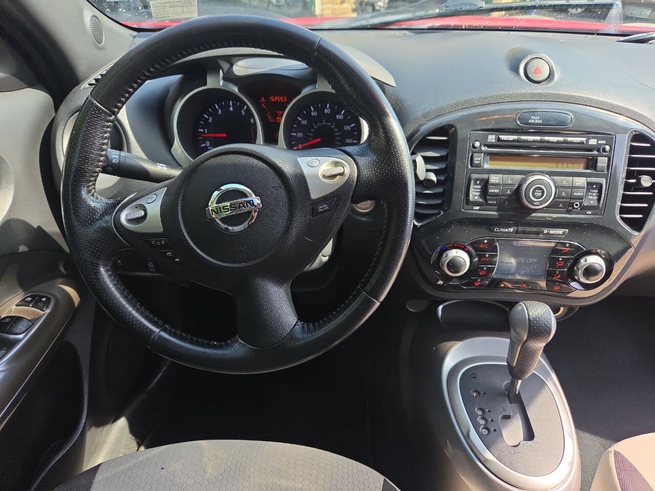 Used 2014 Nissan Juke SV AWD/4WD image 31