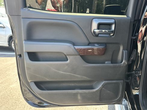 Used 2018 GMC Sierra 1500 SLT AWD/4WD image 25