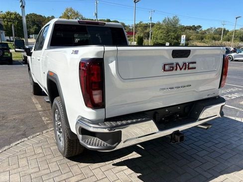 New 2025 GMC Sierra 2500 SLE image 8