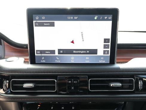 Certified 2023 Lincoln Aviator Reserve w/ Elements Package Plus AWD/4WD image 17