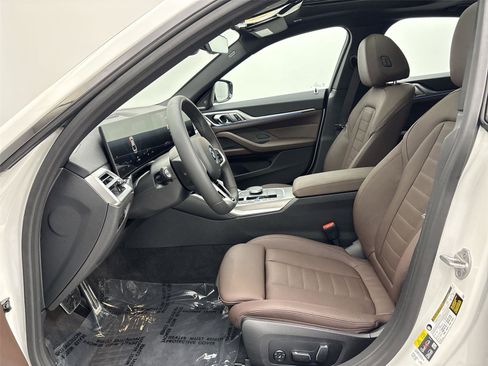 New 2025 BMW i4 xDrive40i w/ M Sport Package image 25