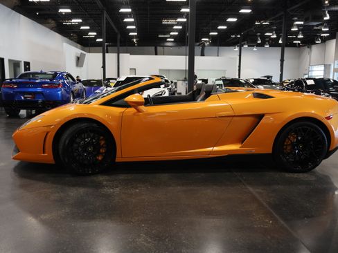 Used 2012 Lamborghini Gallardo LP 550-2 RWD image 10