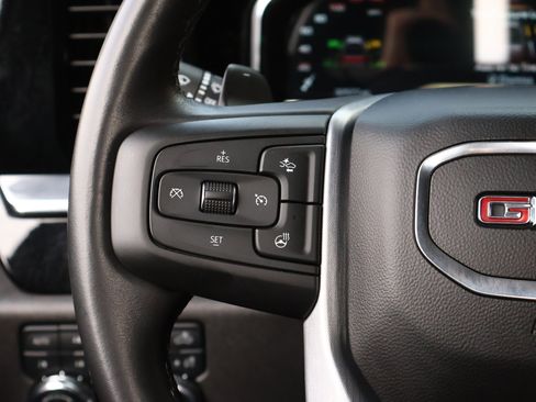 Used 2022 GMC Sierra 1500 Elevation w/ Elevation Premium Package image 15