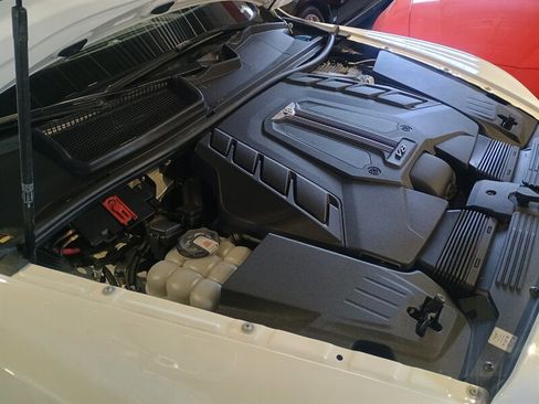 Used 2019 Bentley Bentayga image 46