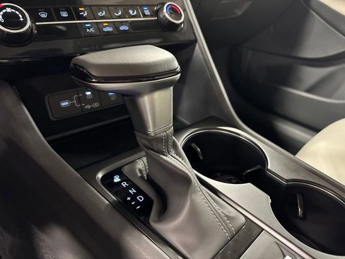 Certified 2025 Hyundai Sonata SE FWD image 22